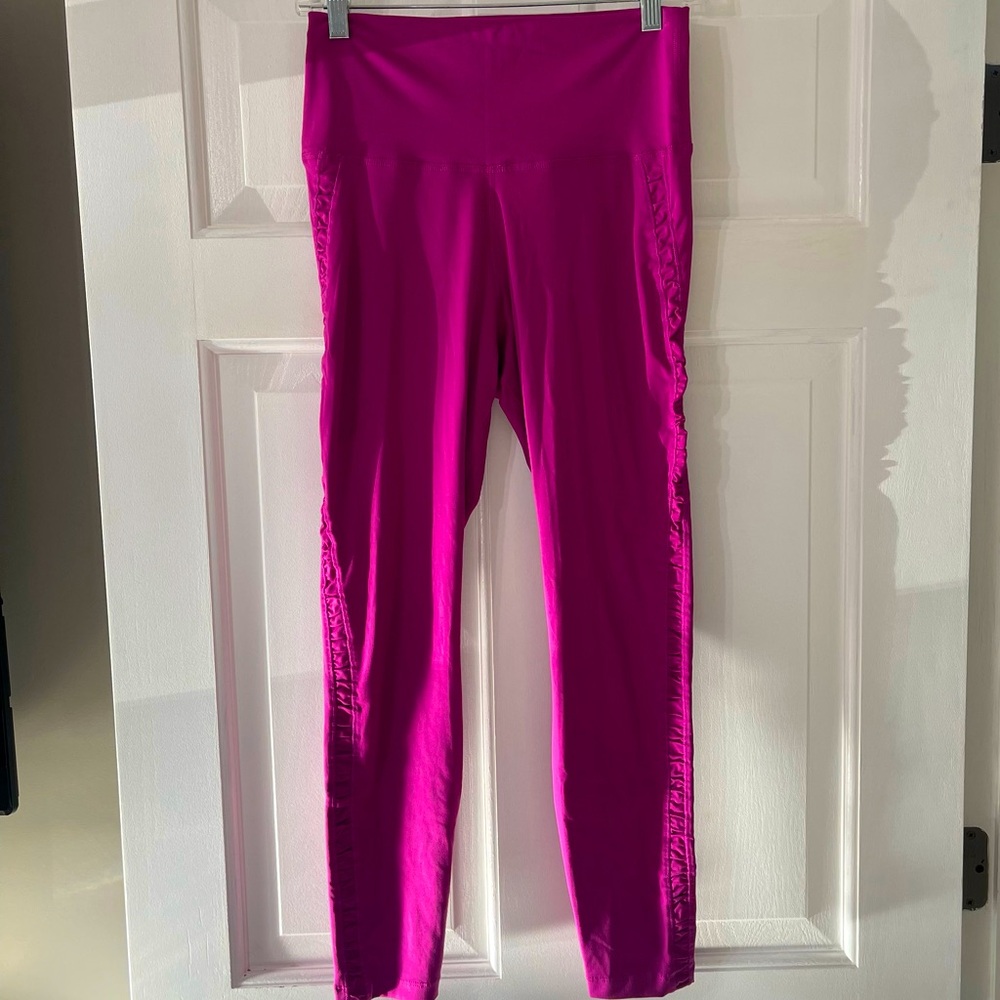 Nike Dry Fit Ruched Side Wide Band High Waist Leggings | Pink/purple | Size M
